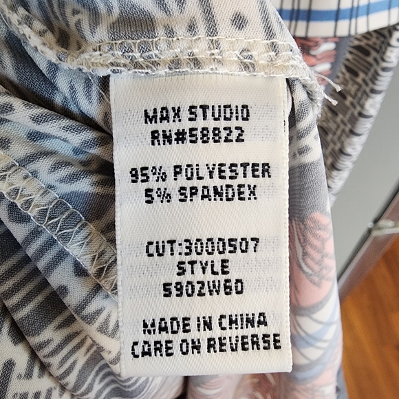 Max Studio Dress - Picture 3 of 3